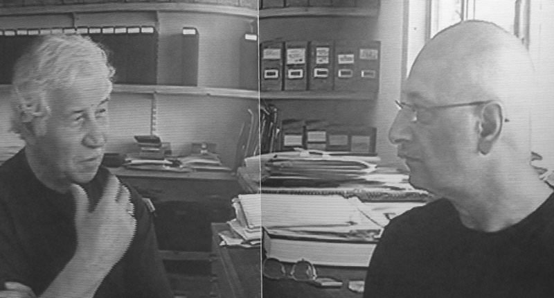 Илья Кабаков и Виктор Тупицын в момент видео-записи, Лонг Айленд, 2001 г. Илья Кабаков и Виктор Тупицын в момент видео-записи, Лонг Айленд, 2001 г.